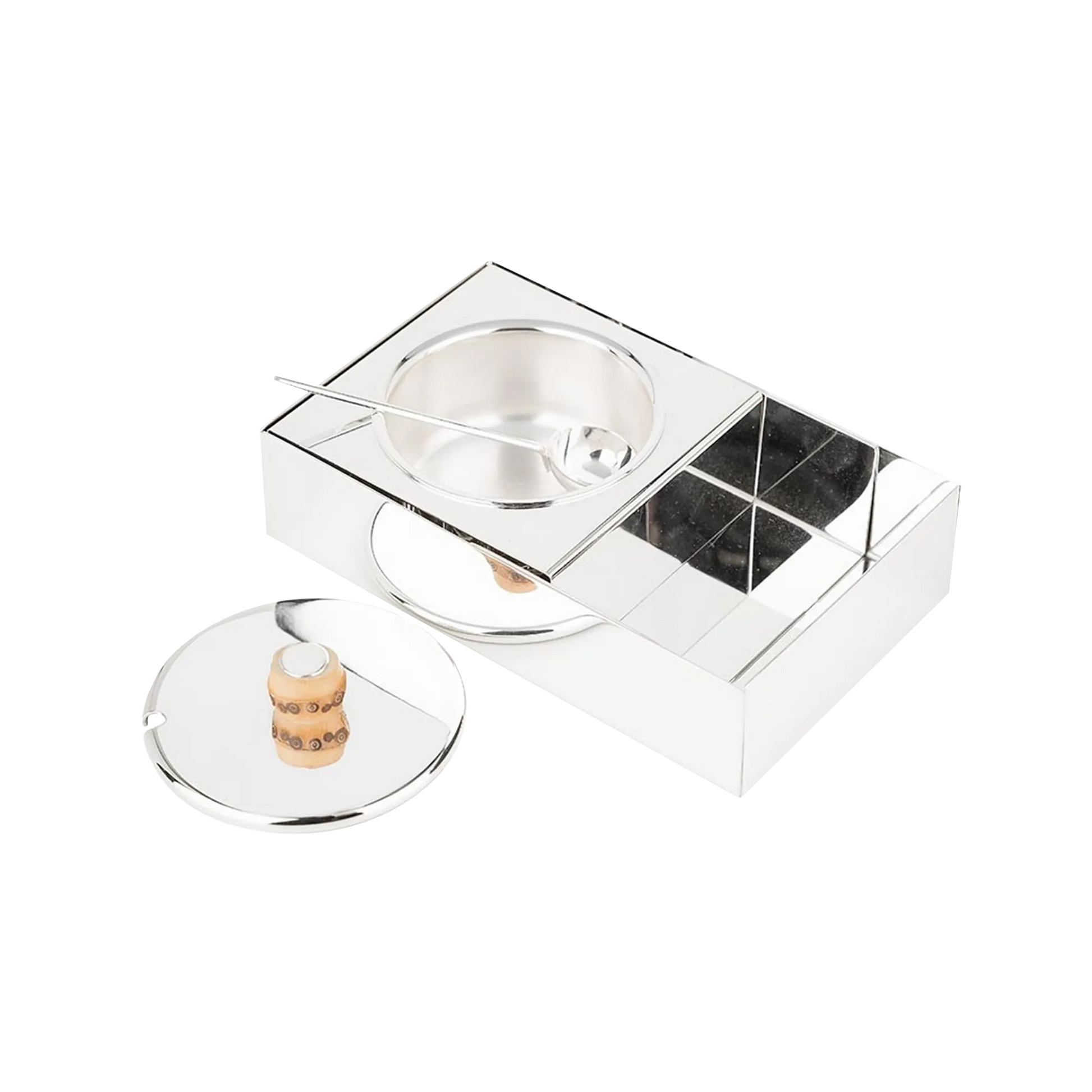 Açucareiro St Barths aberto.