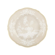 Vista frontal do Prato Raso Oriente Italiano Meringa.