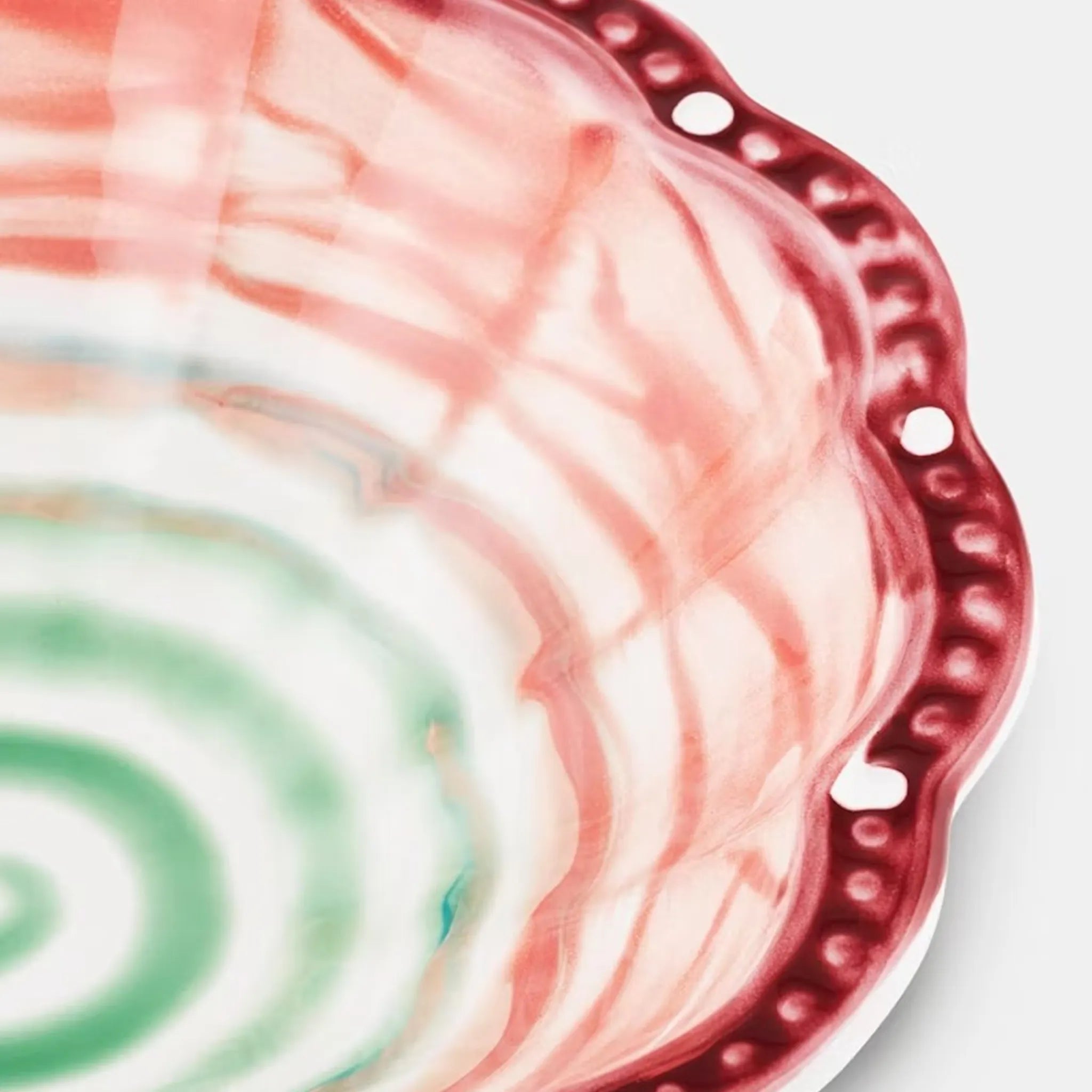 Detalhe do Prato Massa Alegria Rosa Aquazzura.