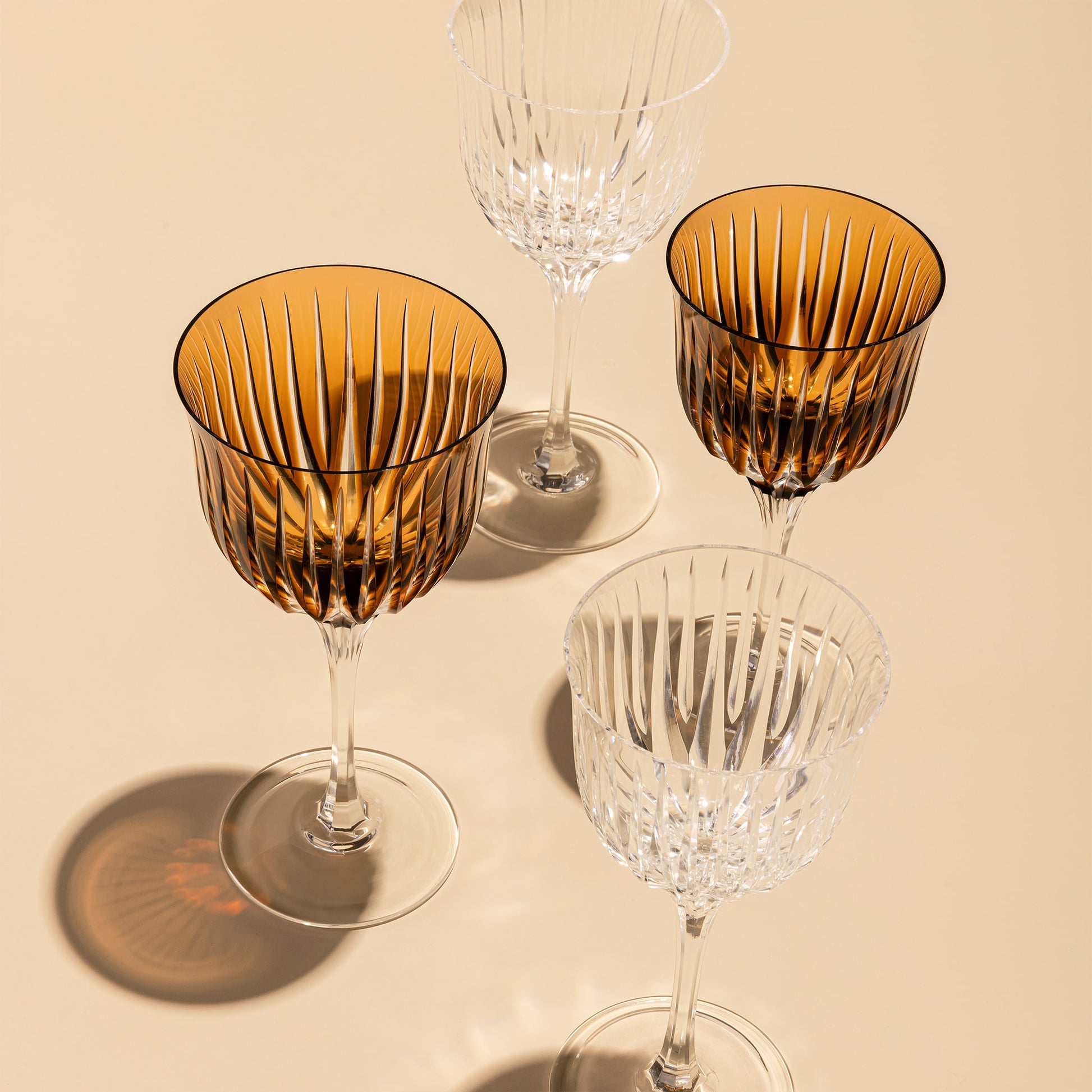 Coleção Taça Vinho Roma Sépia.