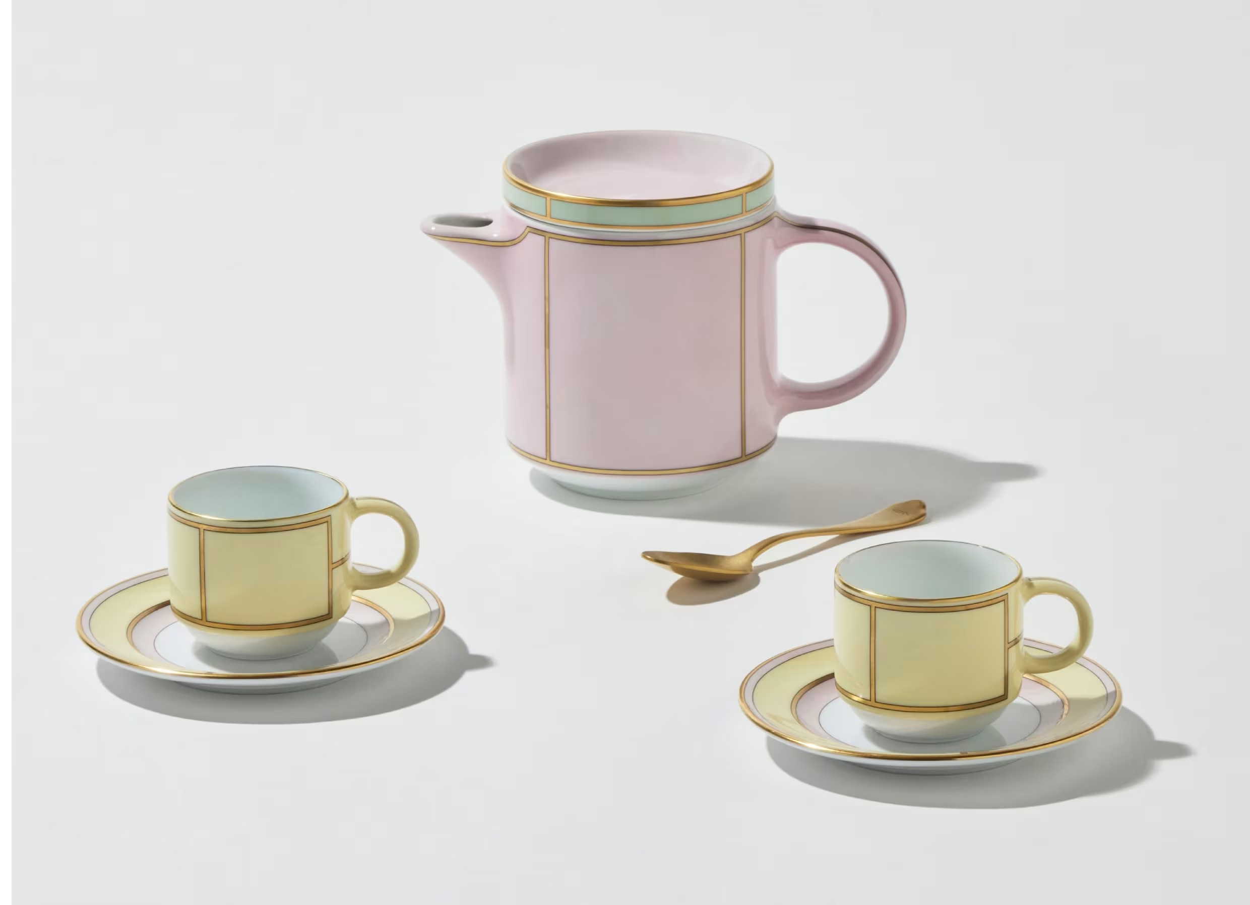 Xícara de Café Diva Giallo
