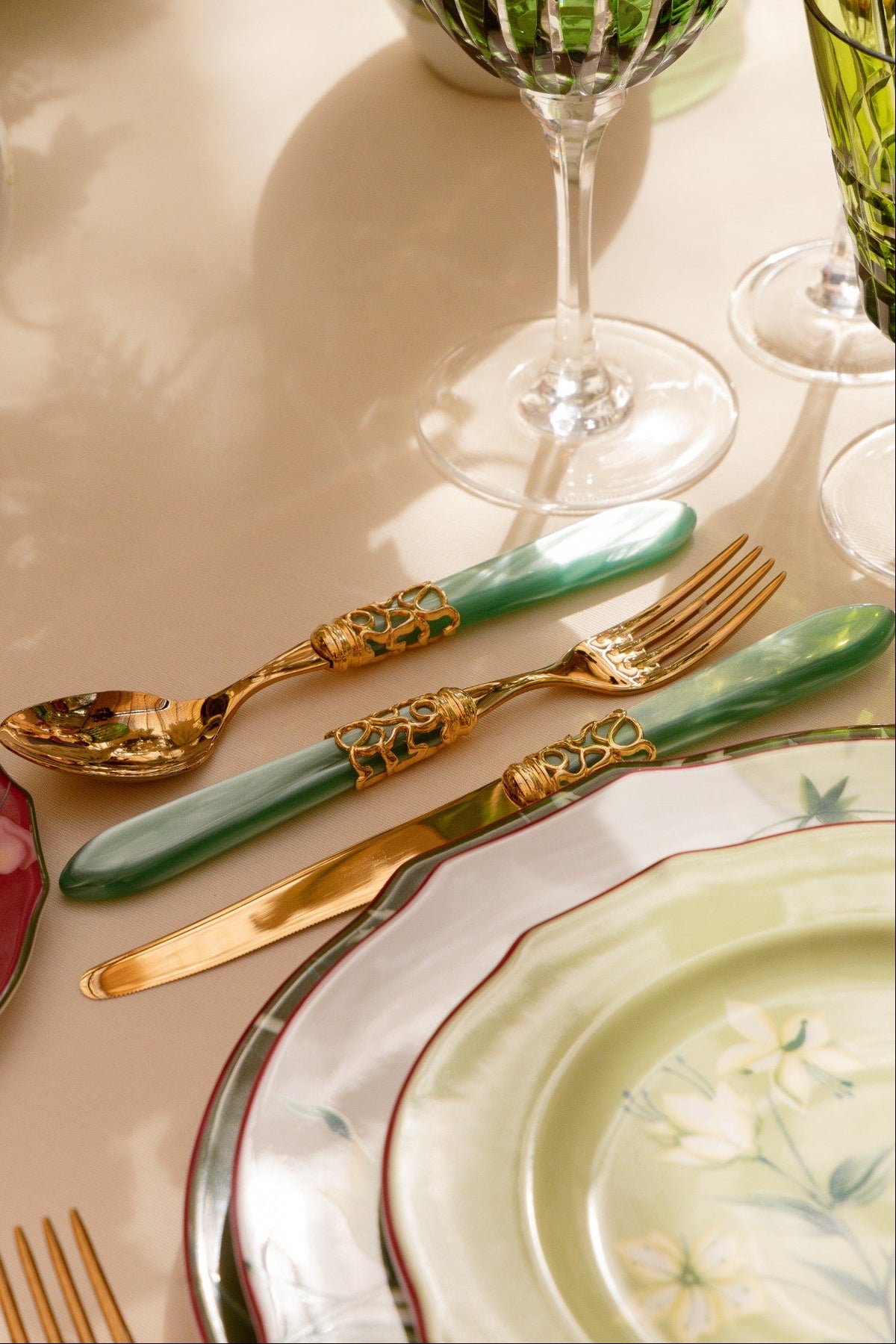 Set Faqueiro Melodia Aqua Green Ouro 8 Peças