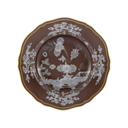 Vista frontal do Prato Massa Oriente Italiano Castagna.