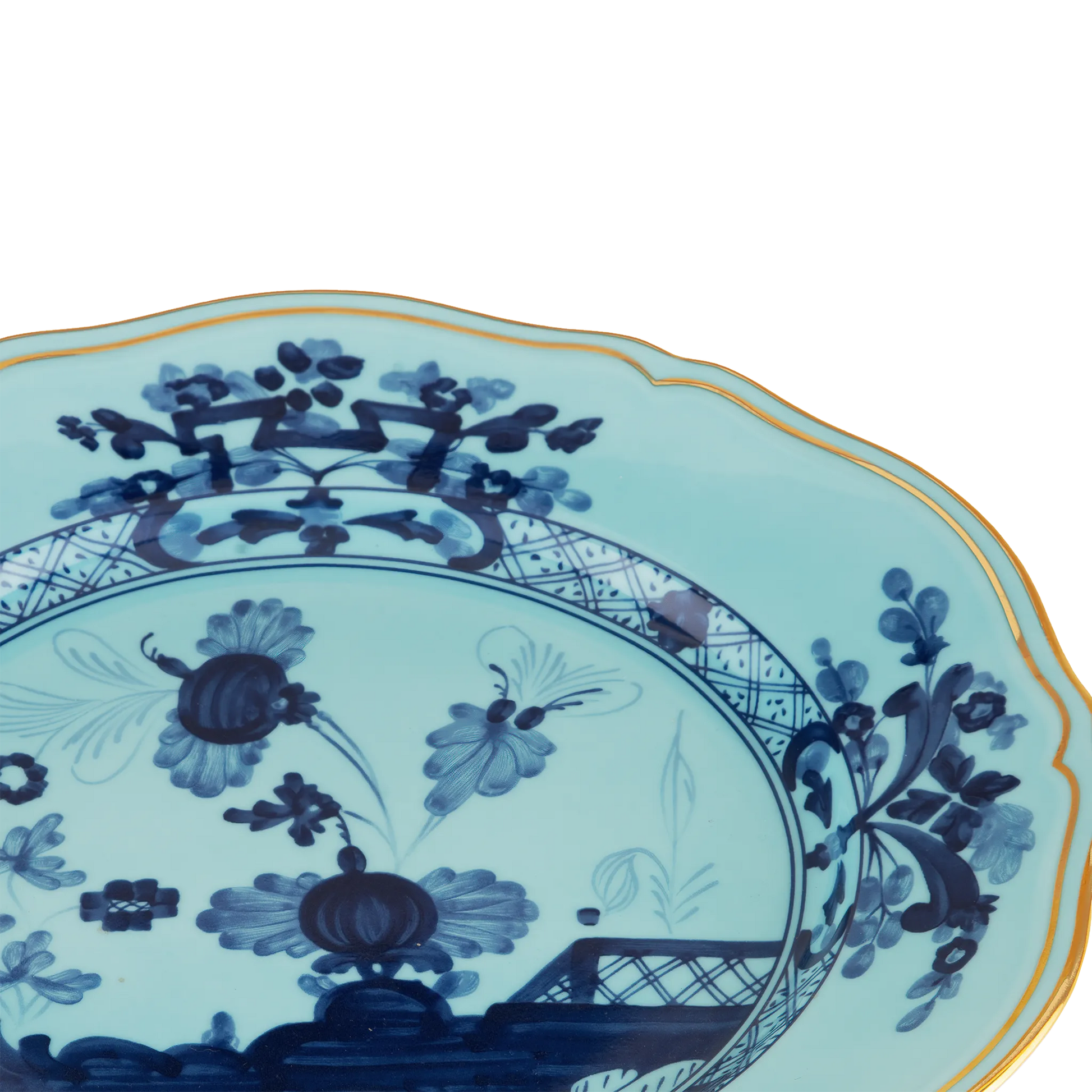 Detalhe do Prato Raso Oriente Italiano Íris.