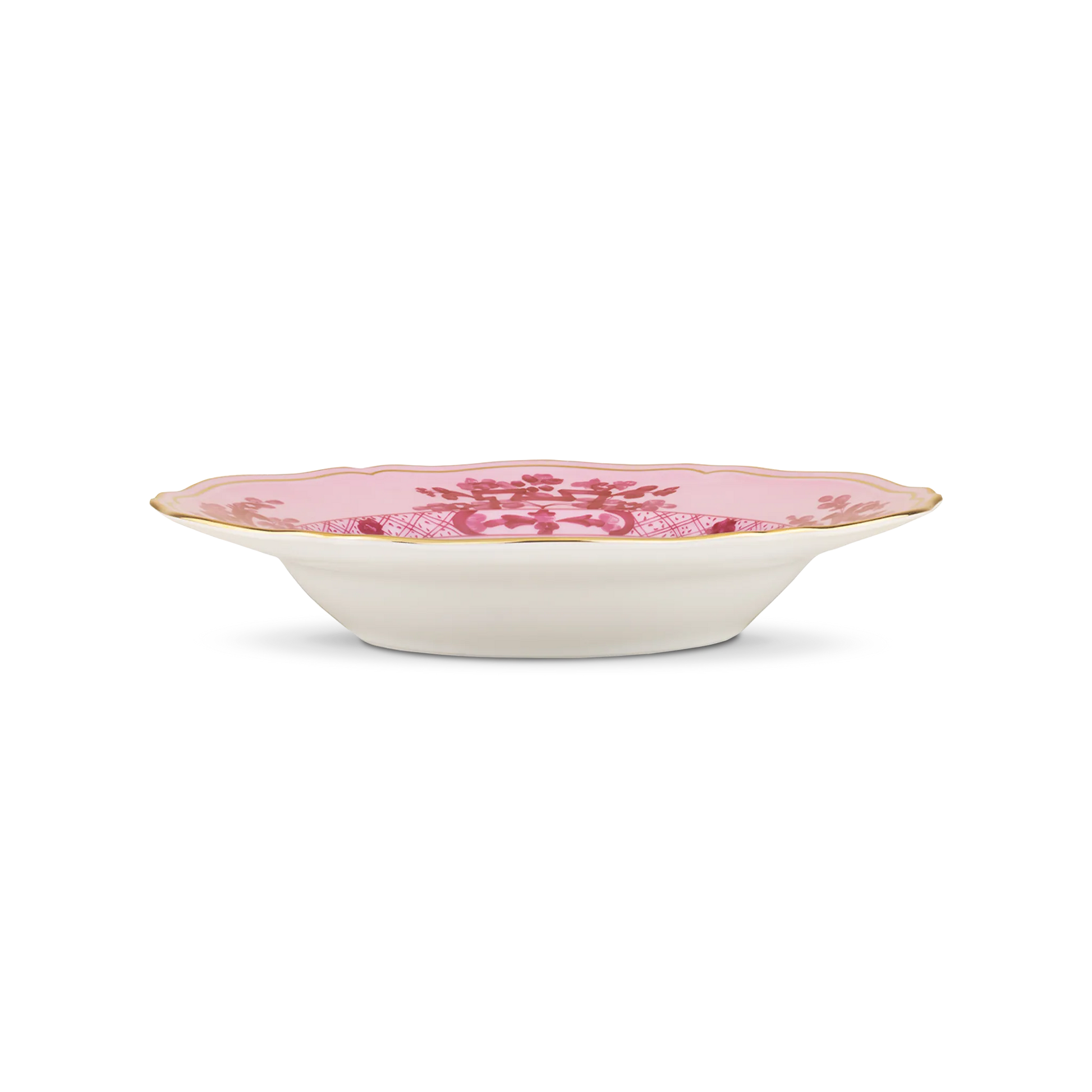 Vista lateral do Prato Massa Oriente Italiano Porpora.