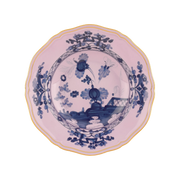 Vista frontal do Prato Massa Oriente Italiano Azalea.