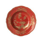 Vista frontal do Prato Massa Oriente Italiano Rubrum.