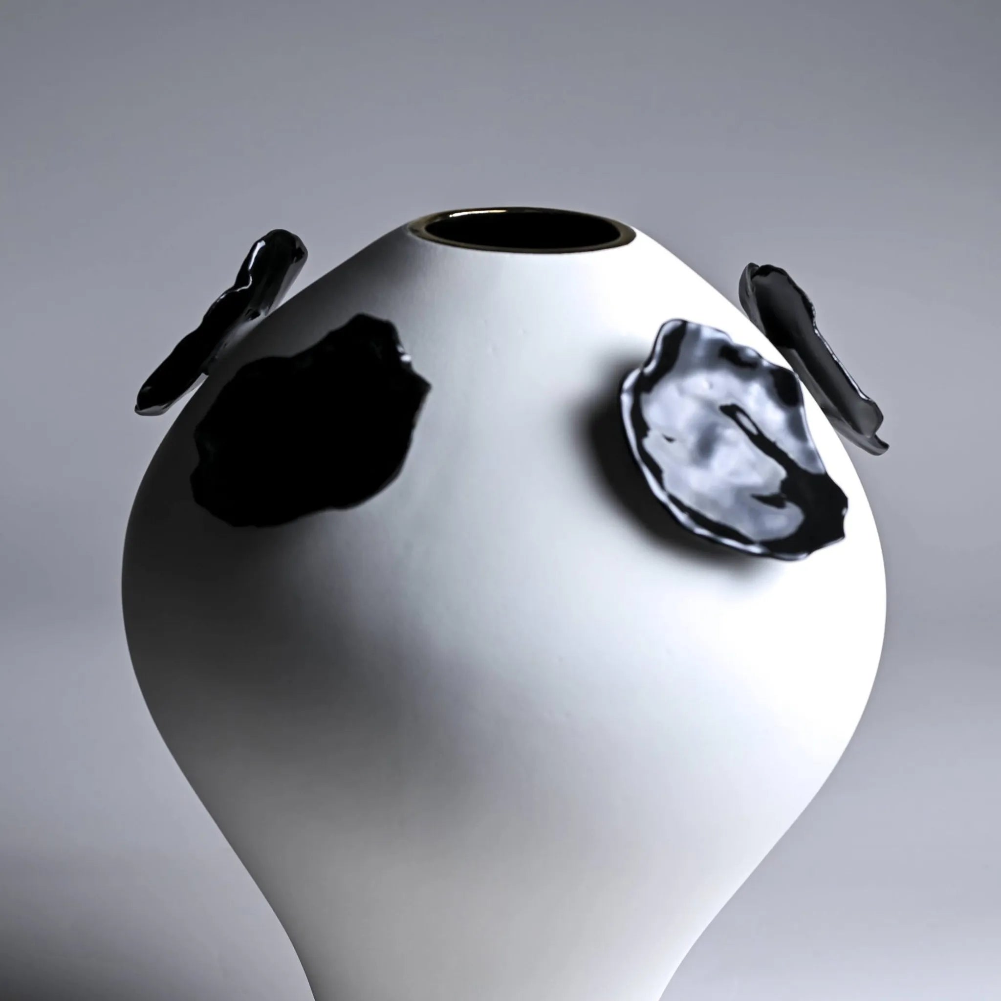 Detalhe do Vaso Balloon Flowers Branco.